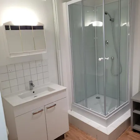 Apartment 40 M2 *